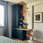 Couette-café Avec Vue 4*