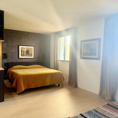 Avec Vue קרקסון