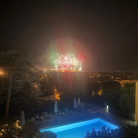 Panzió Avec Vue