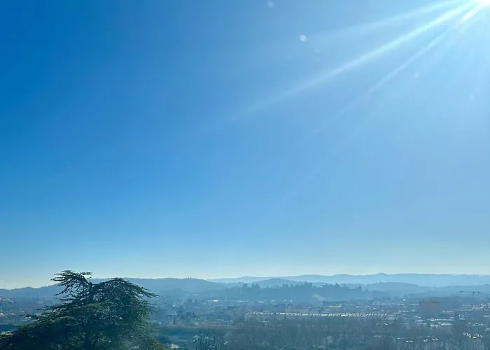 Avec Vue Nocleg ze śniadaniem 4*