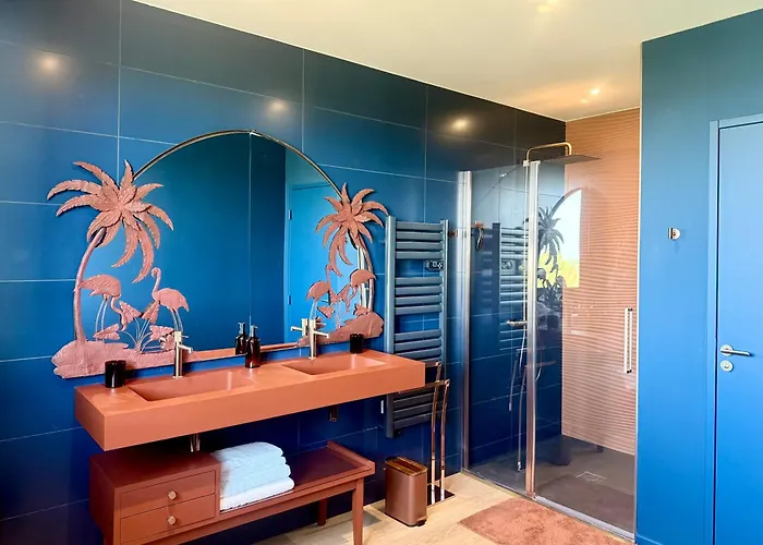 Avec Vue Nocleg ze śniadaniem 4*